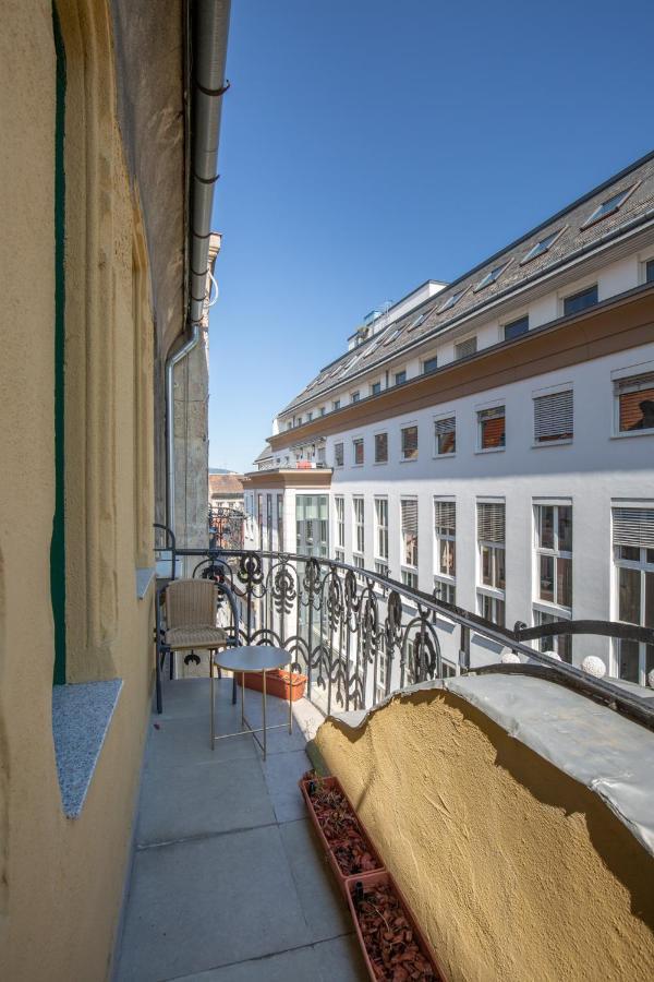 Designer Luxury Home In The Jewish Quarter Budapeste Exterior foto